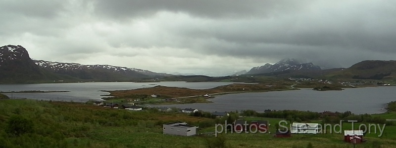 day9 0159.jpg - from a Lofoten viewpoint